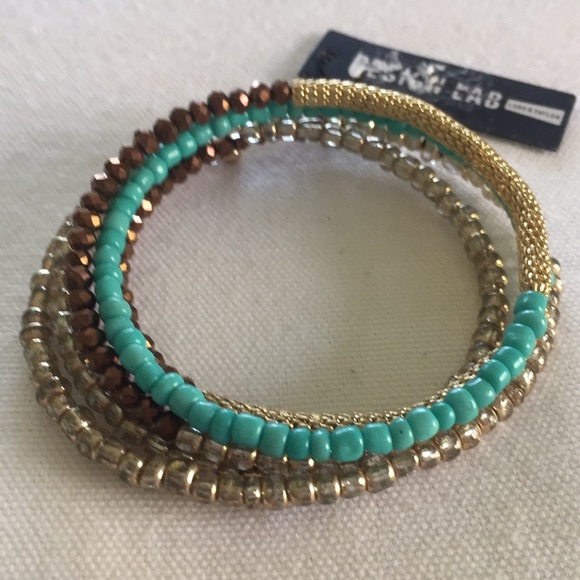 Gold and turquoise wrap bracelet - Picture 3 of 5